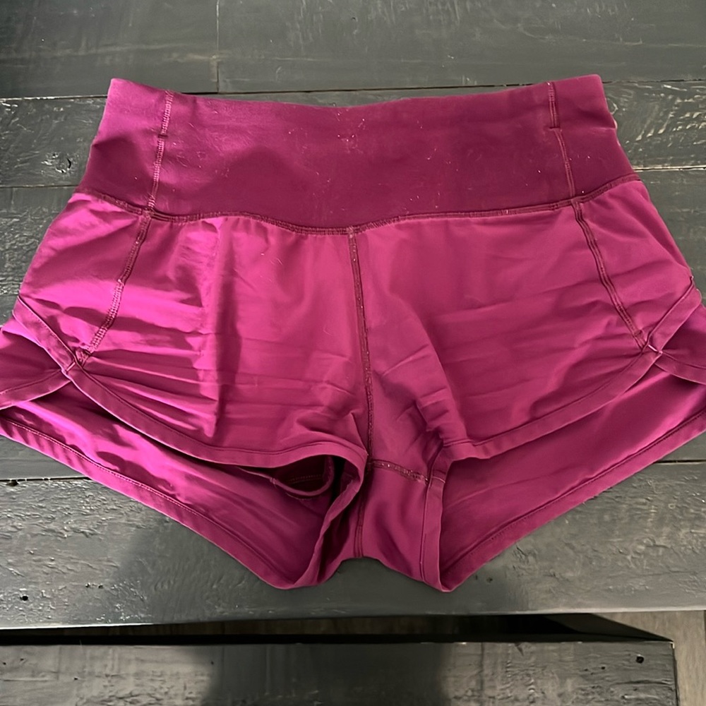 Ivivva/Lululemon Speed Up short high rise 2.5” size youth 10